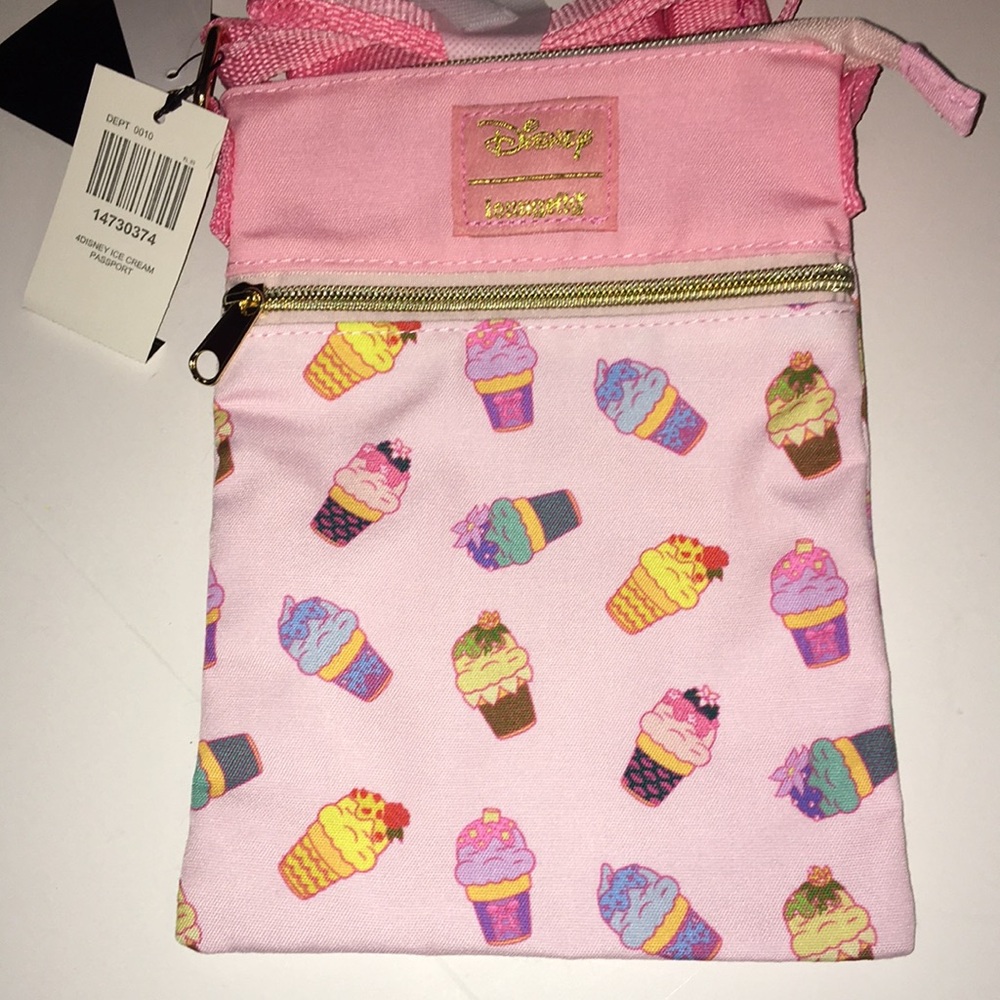 HP🎊🎊Disney Princess Ice Cream Backpack Lanyard card holder crossbody bag - Picture 3 of 11